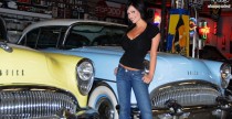 Denise Milani, Chelsea Medley i muscle cars